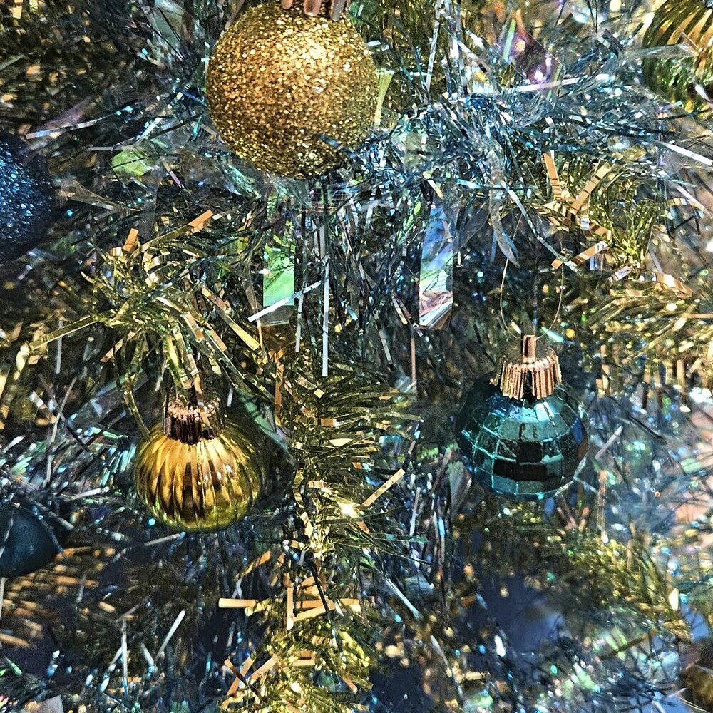 Wreath & Tree Combo - Picture 2 of 7